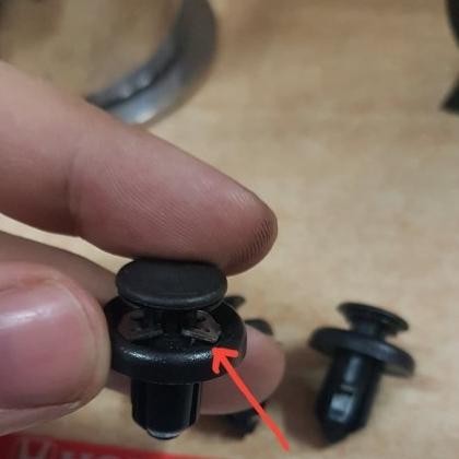 Murah.. Clip Klip Kancing Baut Besi Bumper Bemper Mobil Honda Brio Mobilio Fre