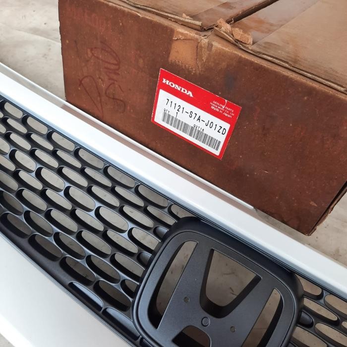 Grill Honda Stream D1.7 K20 Rn3 Non Facelift Cbu