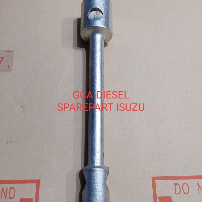 Kunci Roda Nkr 66, Nkr 71, Nmr 71 Asli Kode 004