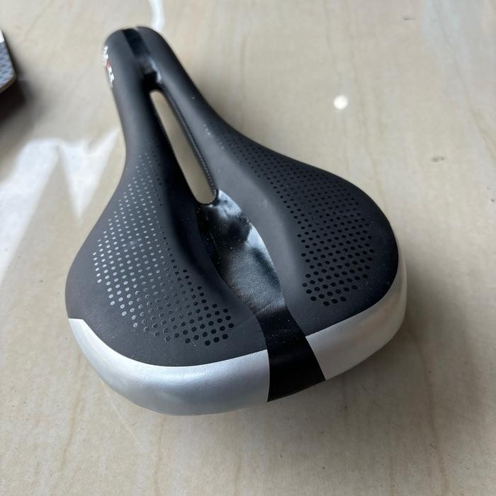 SALE OBRAL SADDLE SADEL JOK SYTE 163 MODEL SLIM BOLONG TENGAH SEPEDA BMX LIPAT MINION MTB FEDERAL