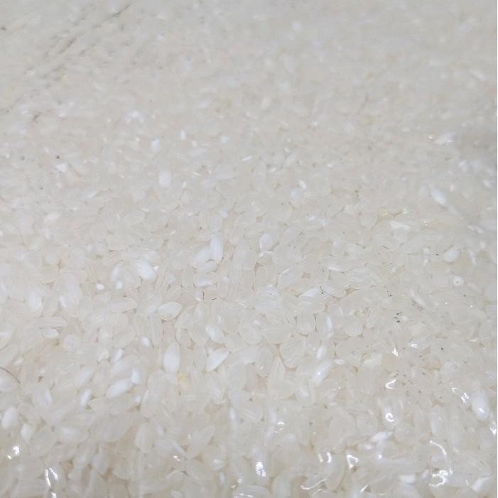 

Terlaris- Beras Akira Red 5 Kg Japonica Rice 5Kg / Tarabas / Beras Sushi