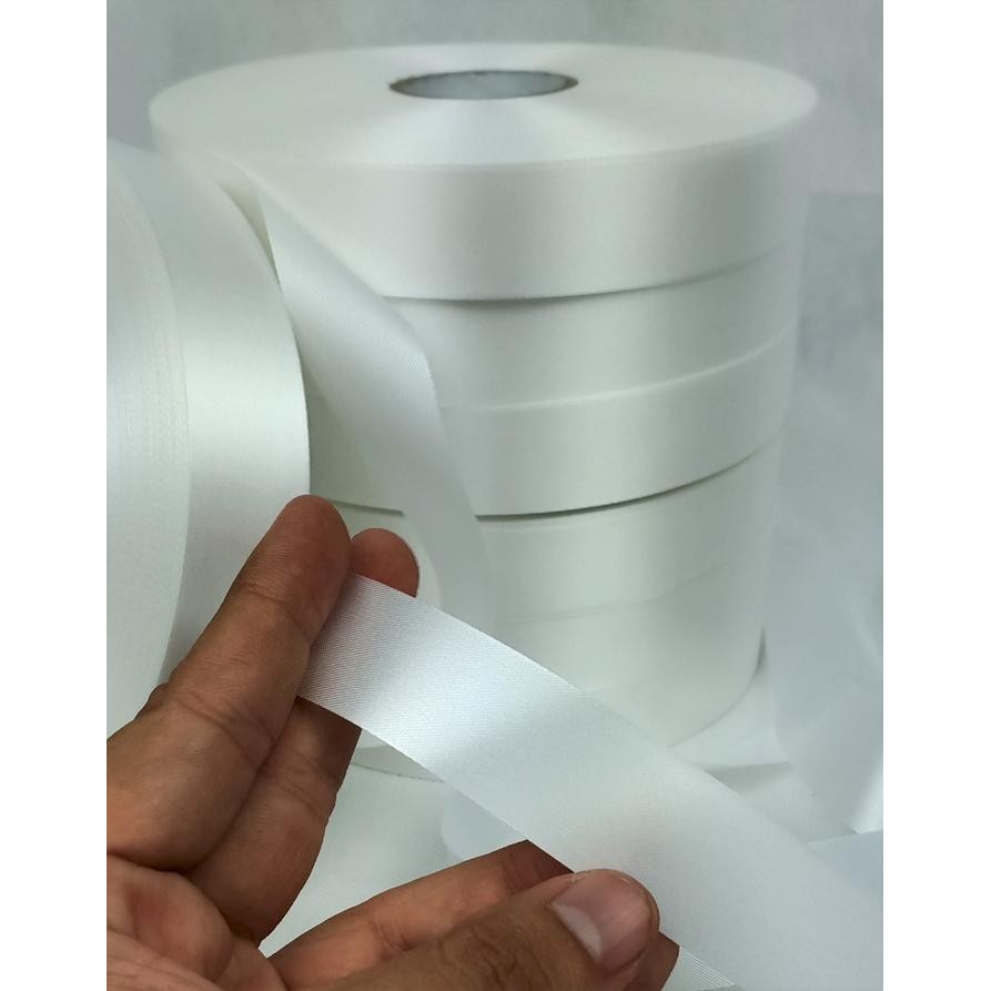 

Pesta- Print Cetak Pita Satin Premium Ekslusif Import 1 Inch 2,5 cm - White