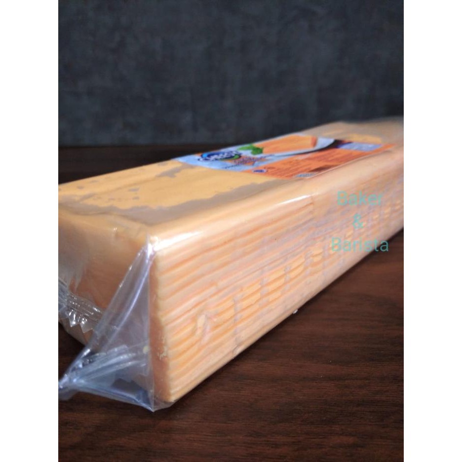 

BARANG TERLARIS Cheesy Keju Slice Burger Red Cheddar 1KG 84 slices /Slices Keju Orange