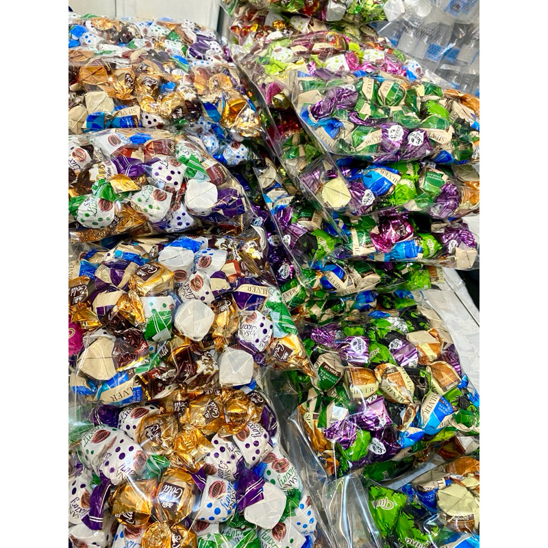 

Coklat Arab Rasa Mix 1kg Coklat Arab Premium Coklat Oleh-oleh Haji