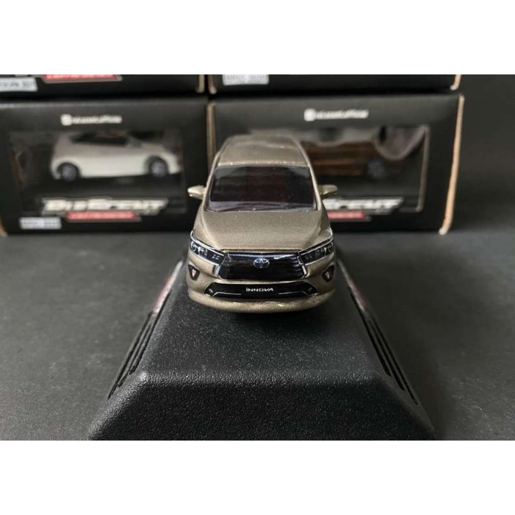 Parfum Mobil Miniatur Innova Reborn Terbaru