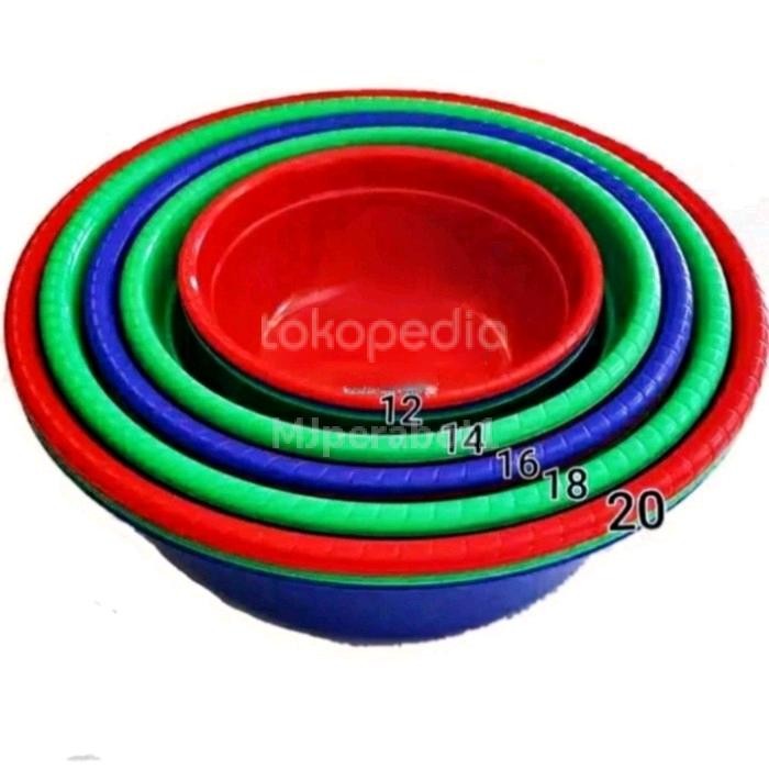 Komet Star Baskom Plastik Bulat