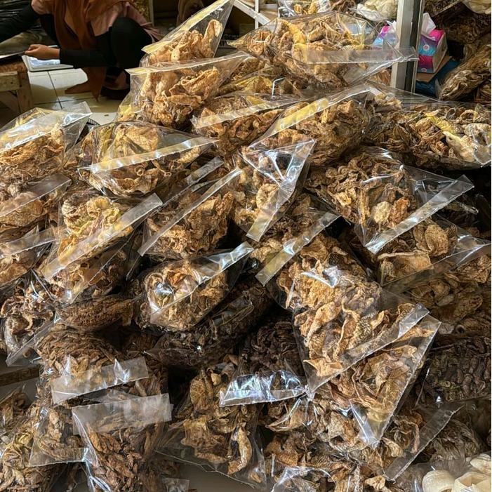 

JTTOP" (OLEH OLEH SURABAYA) KERUPUK KULIT KAKAP RENYAH 250GR CAMILAN LAUT FOOD SNACKS KRUPUK KERING