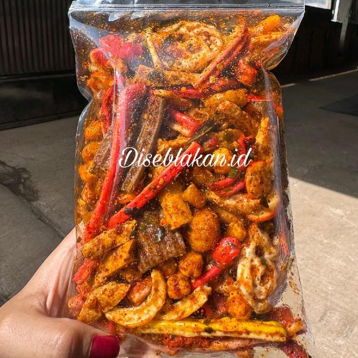 

JTTOP" SEBLAK MIX, BASRENG, KERUPUK JENGKOL SEBLAK CAMPUR PEDAS DAUN JERUK SEBLAK MIX CAMPUR 200GRAM