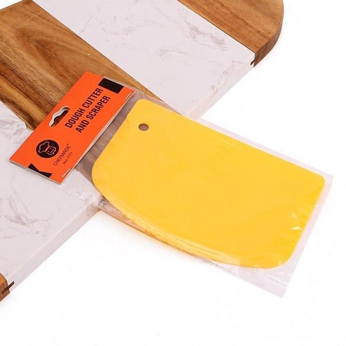 

Chefmade Dough Cutter And Scraper Wk9192