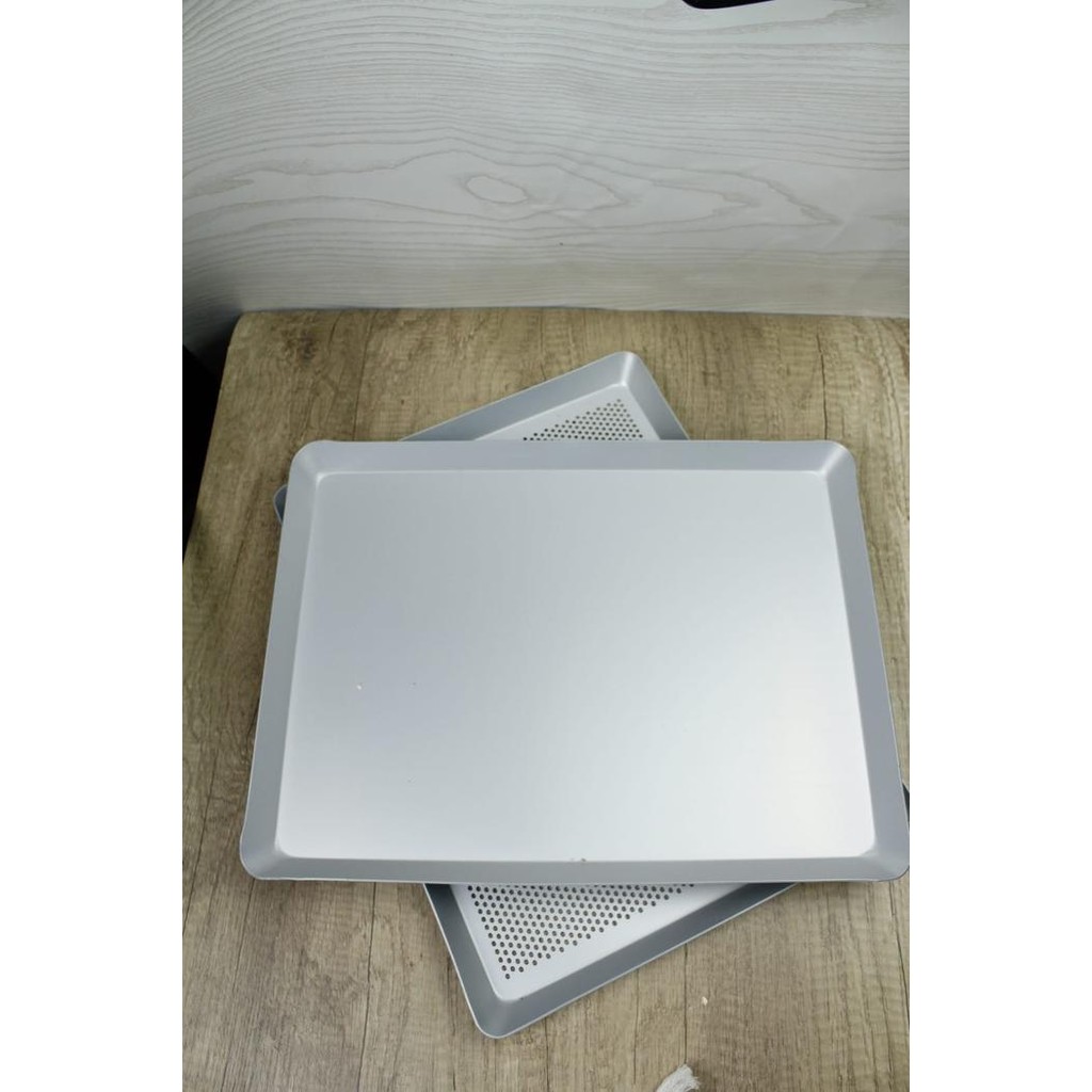 

Loyang Kue Baking Tray Alumunium Alloy Import 30X40 Cm 30 X 40 Cm