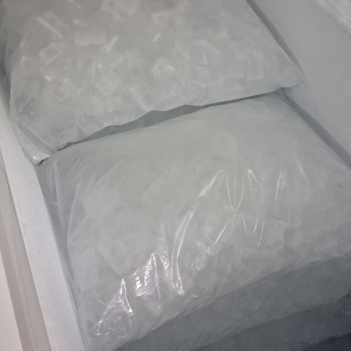 Penawaran Spesial Es Batu Kristal Cube Size 5Kg Higeinis Dan Praktis By Farahqueen Bi5