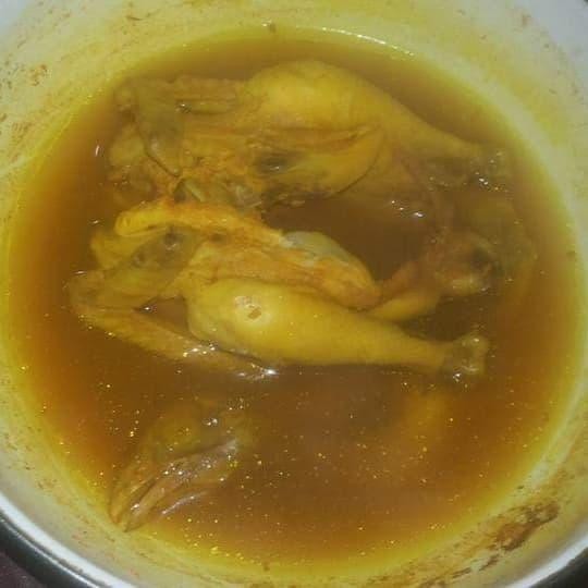 

Terlaris Ayam Kampung Tim Kunyit