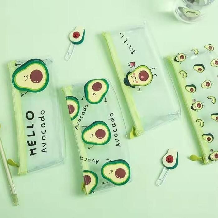 

Tempat Pensil ATK Motif Buah Avocado Lucu Transparan Anti Air