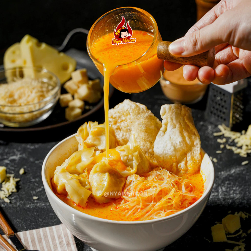 

Sensasi Lezat Nyai Mercon - Pangsit Soun Kuah Keju Nyai Mercon