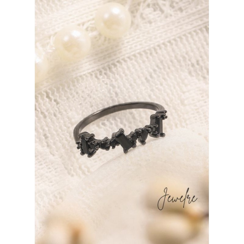 Cincin Hitam Irez Tipis Jewelre Permata Black