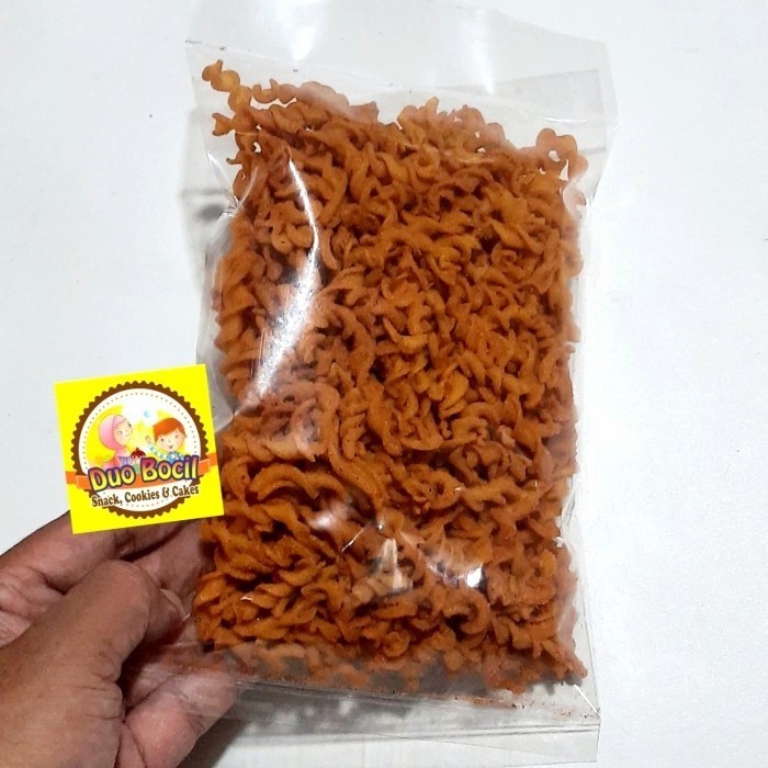 

Desyallshop Makaroni Spiral Ulir Bantet Pedas Gurih 250 Gram - Duo Bocil Snack
