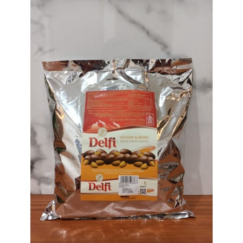 

WHYN!! COKELAT DELFI CHOCO DRAGEES ALMOND, MEDE/CASHEW