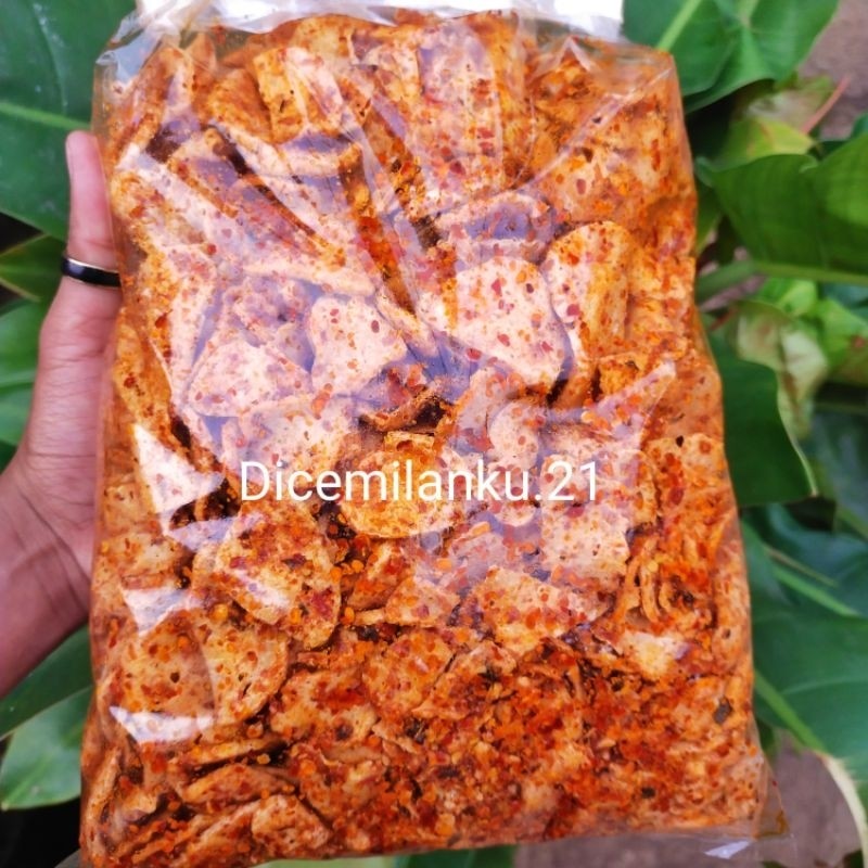 

keripik Basreng koin pedas daun jeruk Basreng kering keriuk isi 1.kg WE!!