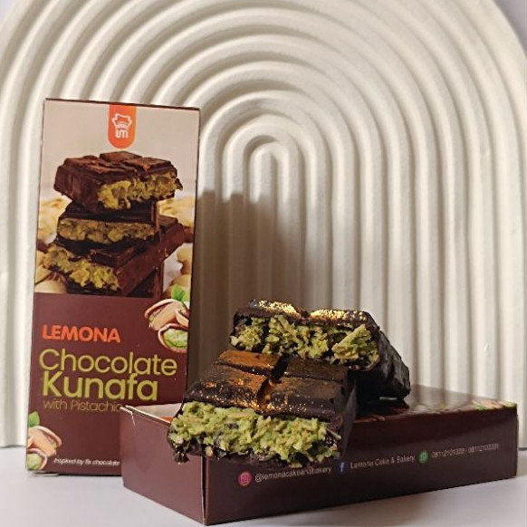 

COKLAT DUBAI Lemona CHOCOLATE kunafa WITH PISTACHIO 70 GR Cokelat Dubai Arkha 150GR Cokelat Dubai