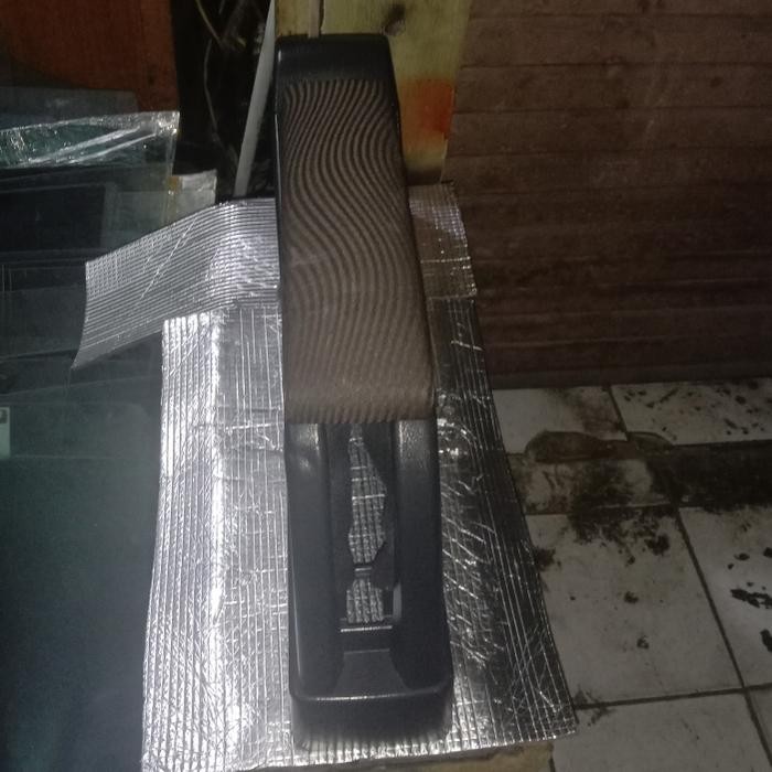 PREMIUM Armrest console box calya sigra original