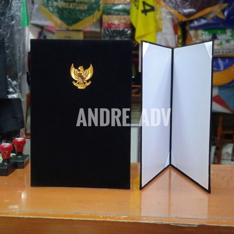 

Ready Stock Map Kantor Map Beludru Map Mewah Map Garuda Coating Untuk Kertas F4 Original