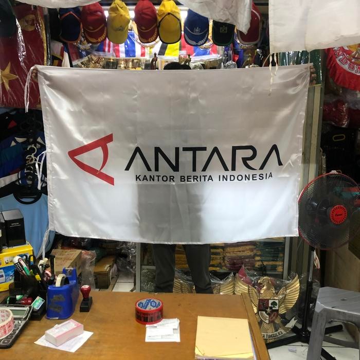 

Flagers - Bendera Printing Custom Bahan Satin 90X135