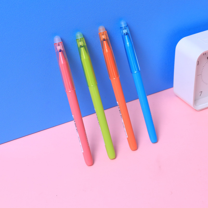 

Bantex Erasable Pen 0.5 mm Pulpen Tinta Biru Bisa Dihapus Model Tutup BG1118