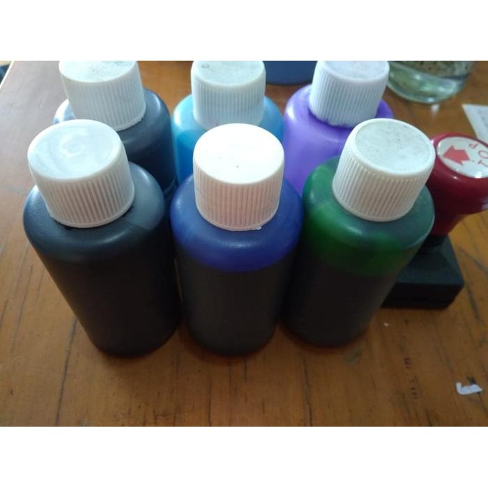

TINTA STEMPEL WARNA 100 ML