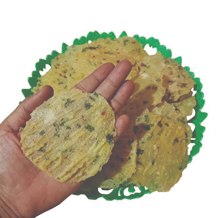 

Kicimpring Singkong Mentah Original Khas Bandung Gurih dan Renyah Kering Food Cemilan Keripik