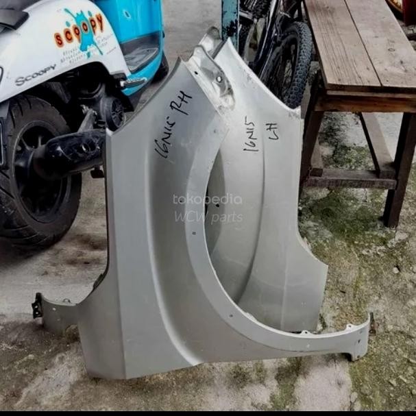 fender spakbor Suzuki ignis kiri kanan