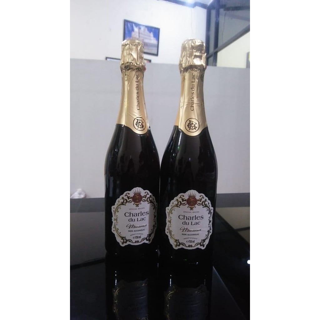 

Tjia Wu - Charles Du Lac Red Grape 750Ml