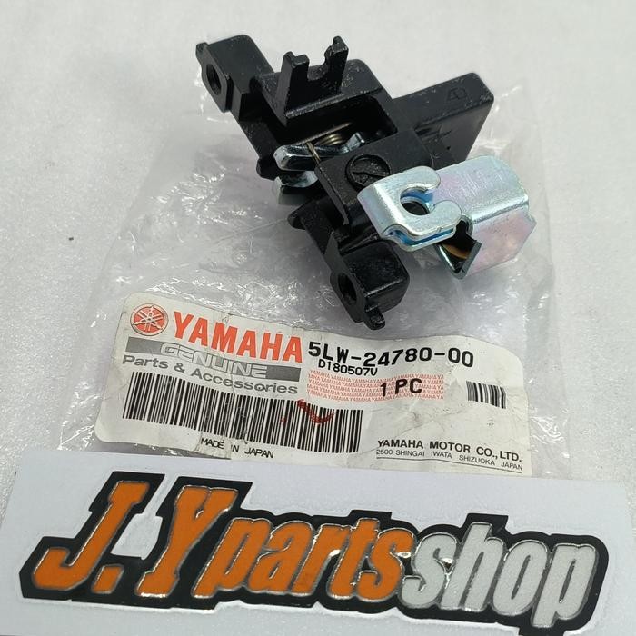 Seat Lock Assy Engsel Kunci Jok Nouvo Z & Nouvo Lele Ori 5Lw-24780-00