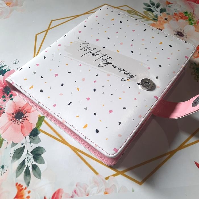 

BINDER PRINTING MOTIF MAKE TODAY AMAZING A5 (20RING)/B5 (26RING) KODE 835