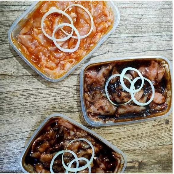 

Daging Sapi Ayam Slice Marinasi Beef Slice Yoshinoya Premium 500 Gram