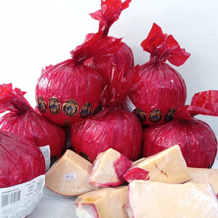 

keju edam ayam emas potongan -+500gr keju edam ayam emas belanda
