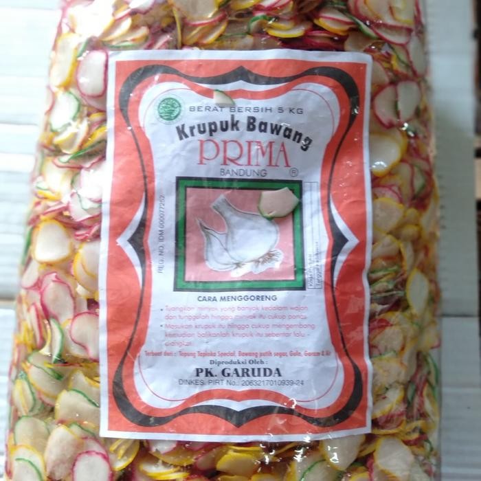 

SALE !!! KERUPUK BAWANG MENTAH PRIMA 1BAL ISI 5KG READYY