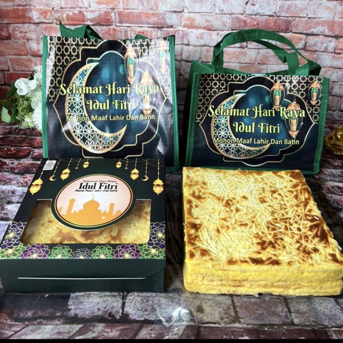 

KUE LAPIS LEGIT KEJU KHAS BANGKA 20X20CM KODE 728