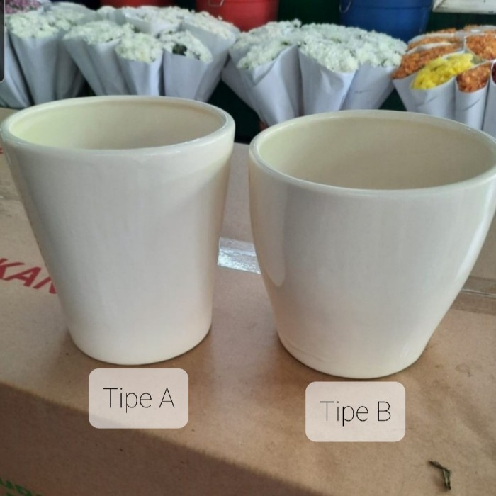 Pot keramik/ vas bunga untuk 1 pohon anggrek bulan