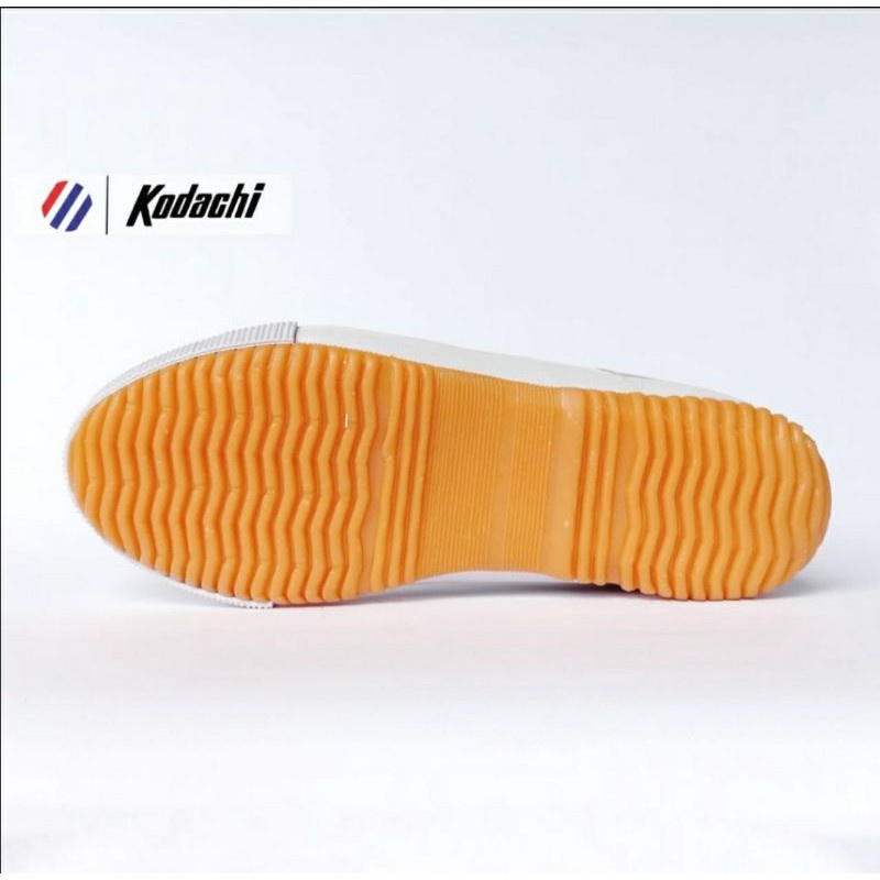 Kejar Promo Kodachi Sepatu Capung Badminton Joging Lari Cowok Original Kodaci 8115 Putih Tali Retro
