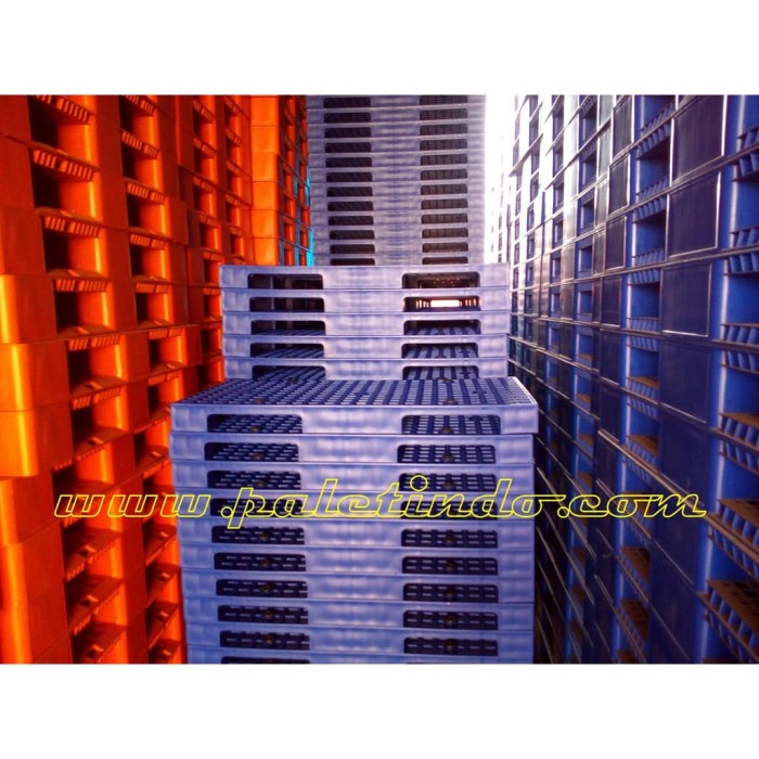 

Palet Plastik 100 X 50 X 8 Cm - Berlubang