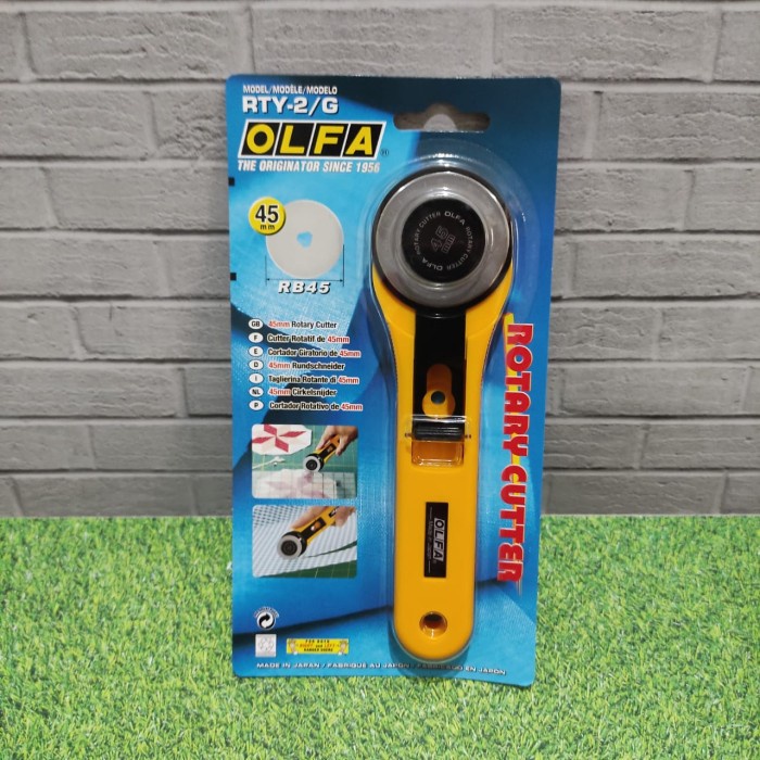

Alat Gunting Kain 45 mm RTY-2/GOLFA Rotary Cutter Japan