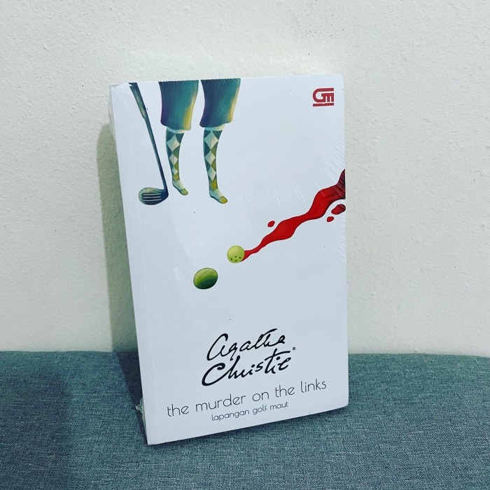 

Lapangan Golf Maut (Murder on The Links) - Agatha Christie