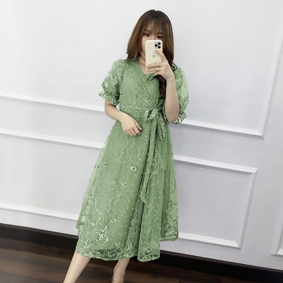 LS - MIDI DRESS NATAL LIVINA READY 3UKURAN M L XL / REKOMENDASI OUTFIT BAJU PESTA KONDANGAN WANITA