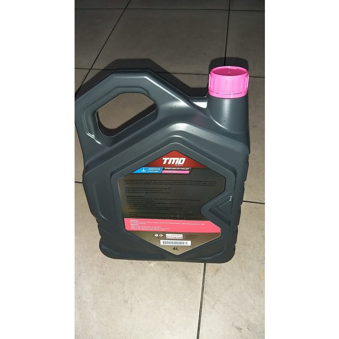 TERBARU - Toyota radiator 50/50 coolant 4Liter(warna merah pink) TMO