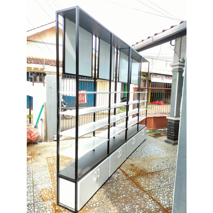 Rak Display Toko Kosmetik Make Up