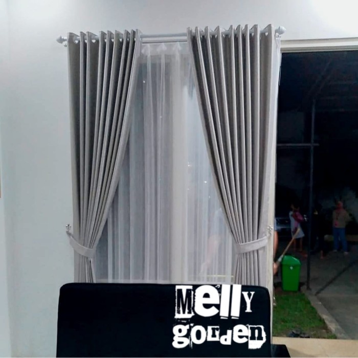 Gorden Blackout Polos 150 x 200 cm Tinggi 2 meter nimalis Preum