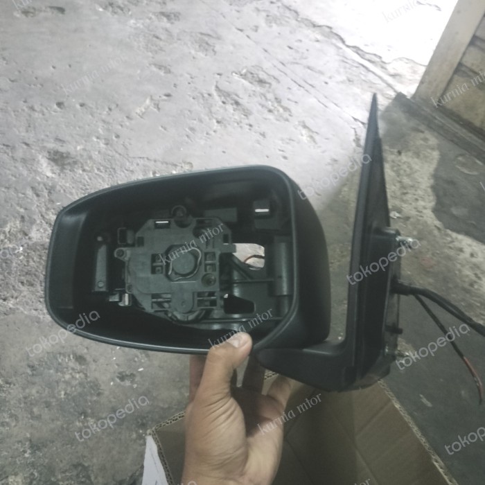 spion mitsubishi mirage kiri