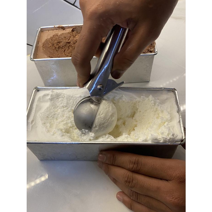 

HARD STRAWBERRY ICE CREAM / BUBUK ES KRIM RASA STROBERI 1 KG TERBARU
