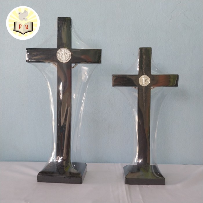 

Ready Salib Duduk Meja Katolik Bahan Kayu Mahoni Tinggi 34 Cm - Benedictus