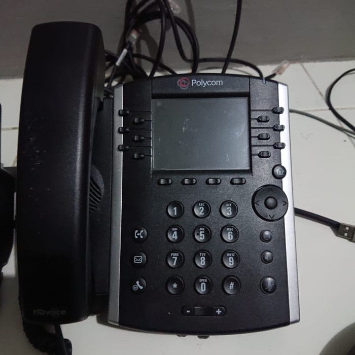 Pesawat Telpon IP phone Polycom VVX 411